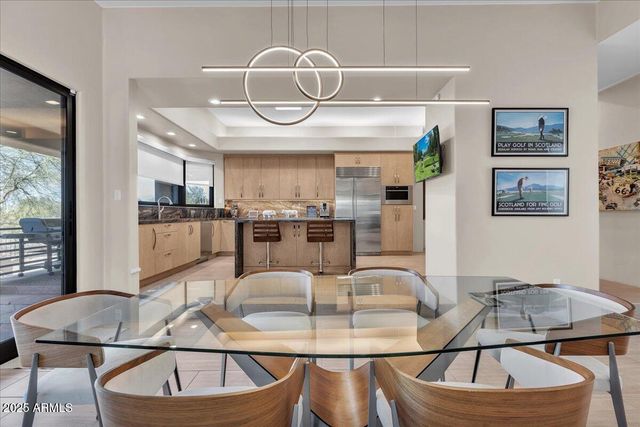 10040 E HAPPY VALLEY Road 300, Scottsdale, AZ 85255