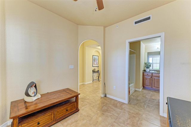 500 SAN LINO CIRCLE 521, Venice, FL 34292