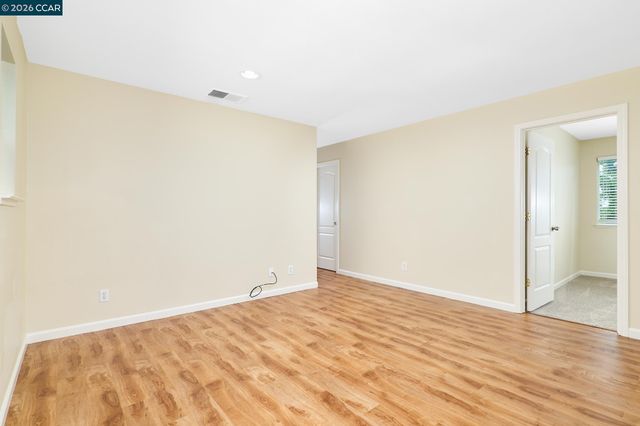 231 Whimbrel Cir, Pittsburg, CA 94565