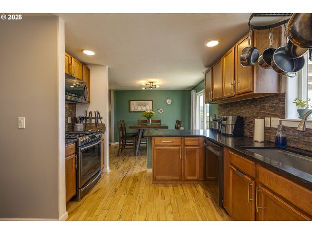 1198 FILBERT St, Jefferson, OR 97352