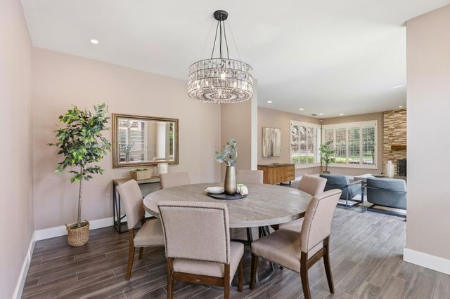 2016 Idaho Mine Ct, Gold River, CA 95670