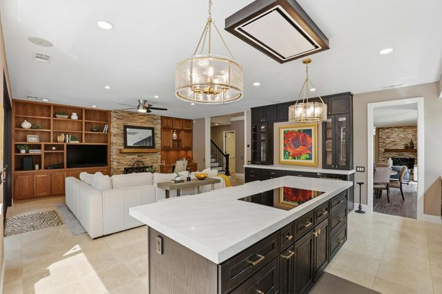 2016 Idaho Mine Ct, Gold River, CA 95670