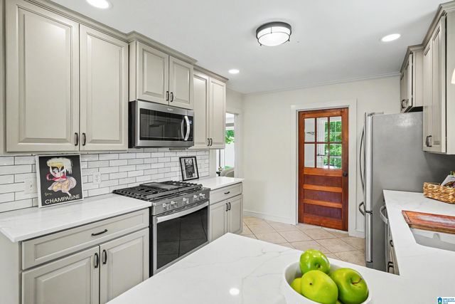 5525 HUNTERS HILL ROAD, Irondale, AL 35210