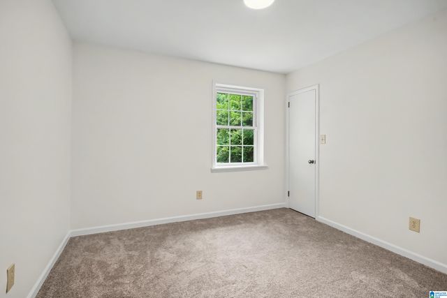 5525 HUNTERS HILL ROAD, Irondale, AL 35210