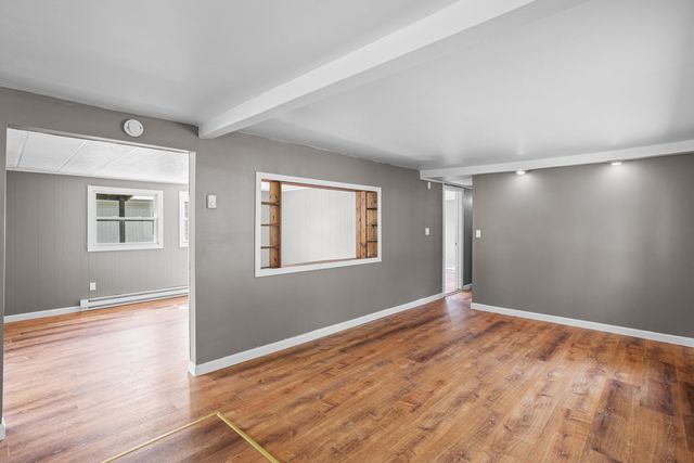 8 Dart Street, Hooksett, NH 03106