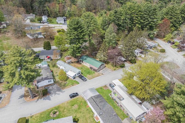 8 Dart Street, Hooksett, NH 03106