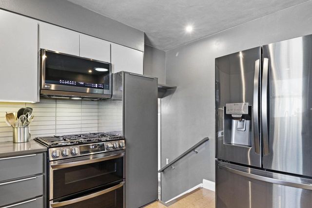 132 W Macarthur Street, Sun Prairie, WI 53590