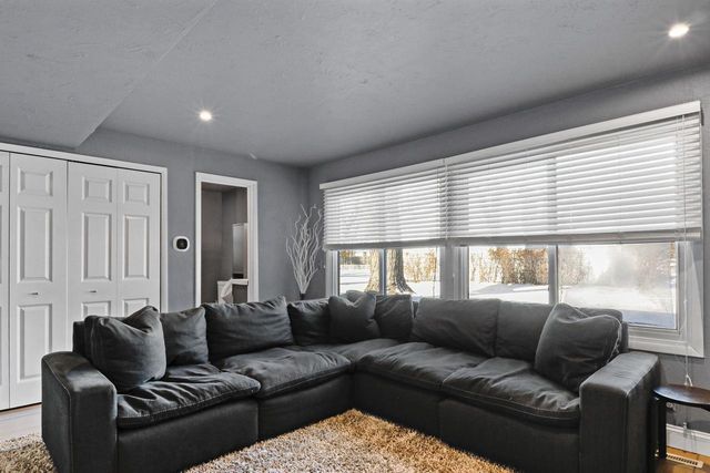 132 W Macarthur Street, Sun Prairie, WI 53590