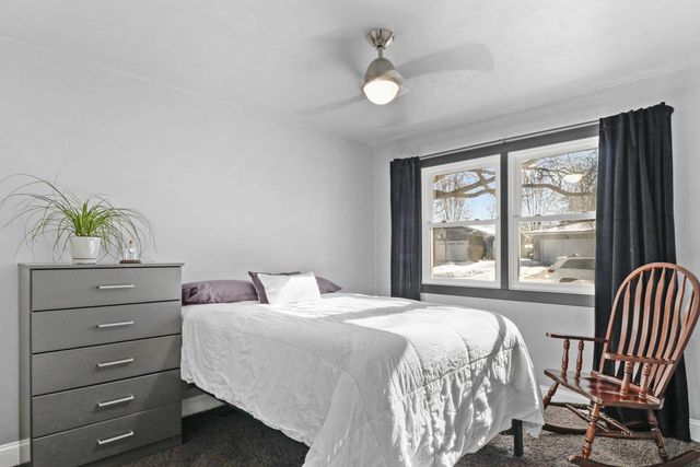 132 W Macarthur Street, Sun Prairie, WI 53590