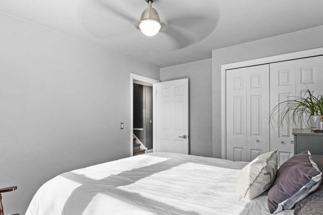 132 W Macarthur Street, Sun Prairie, WI 53590