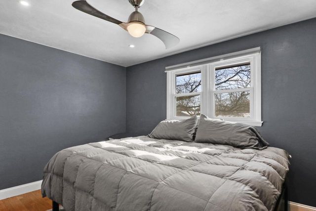 132 W Macarthur Street, Sun Prairie, WI 53590