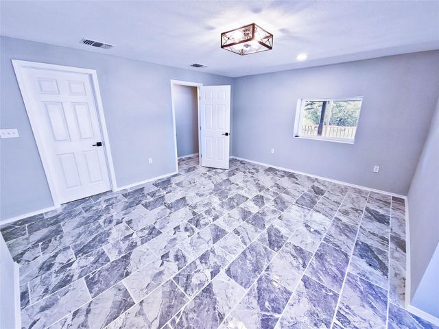 115 Spotted Fawn DR, Gatesville, TX 76528