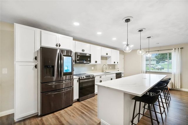 7207 Barr Circle, Dayton, OH 45459