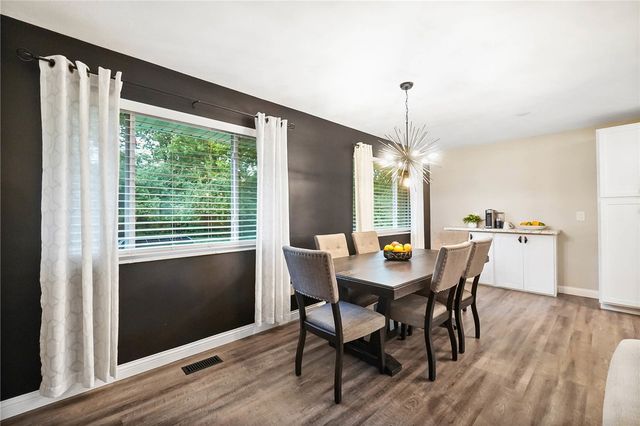 7207 Barr Circle, Dayton, OH 45459