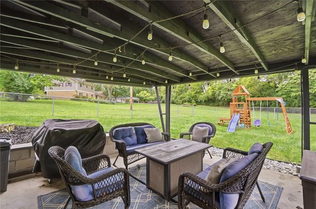 7207 Barr Circle, Dayton, OH 45459