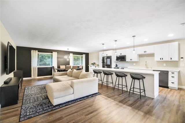7207 Barr Circle, Dayton, OH 45459