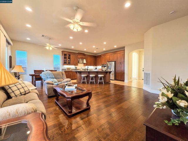 1735 Veneto Ln, Brentwood, CA 94513