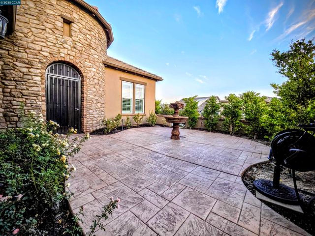 1735 Veneto Ln, Brentwood, CA 94513