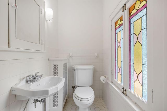4325 Wooddale Avenue S, Saint Louis Park, MN 55424