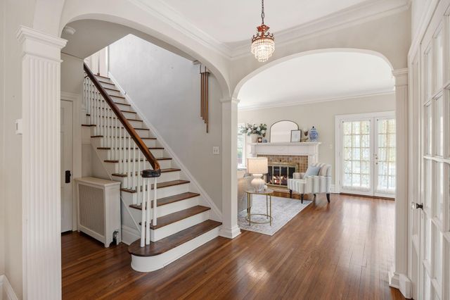 4325 Wooddale Avenue S, Saint Louis Park, MN 55424