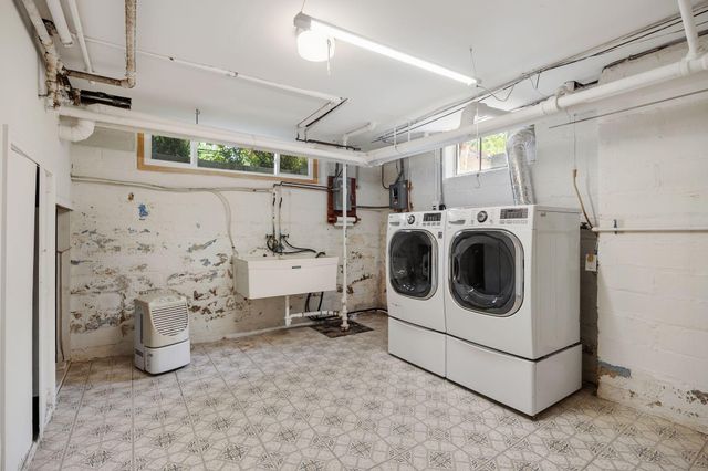 4325 Wooddale Avenue S, Saint Louis Park, MN 55424