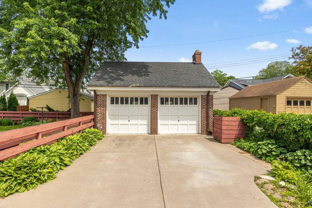 4325 Wooddale Avenue S, Saint Louis Park, MN 55424
