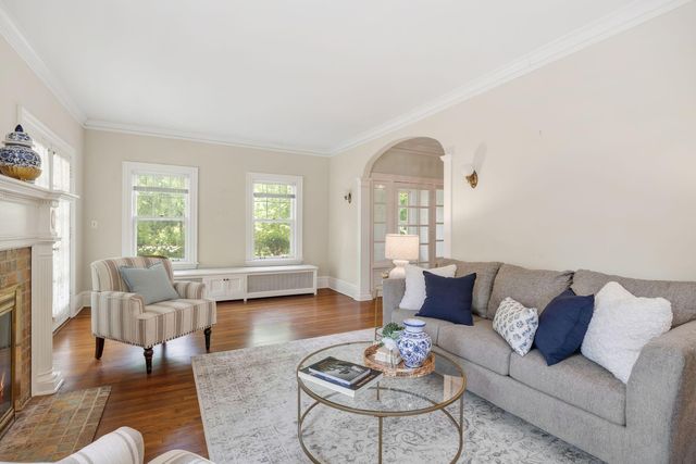 4325 Wooddale Avenue S, Saint Louis Park, MN 55424