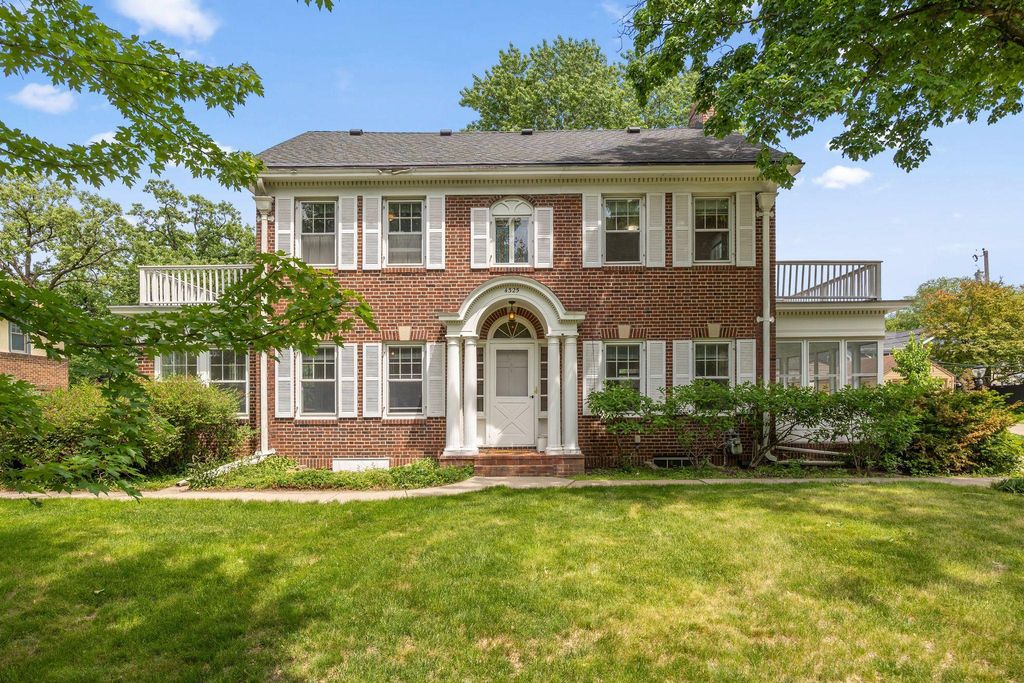 4325 Wooddale Avenue S, Saint Louis Park, MN 55424