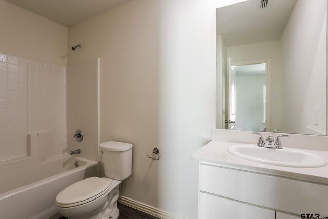 2407 N Glass, Tyler, TX 75702