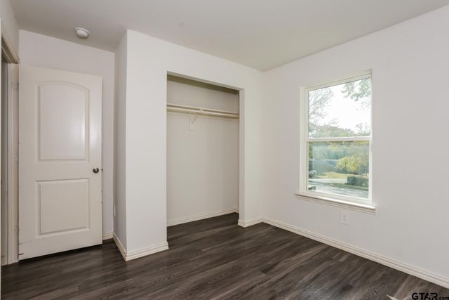 2407 N Glass, Tyler, TX 75702