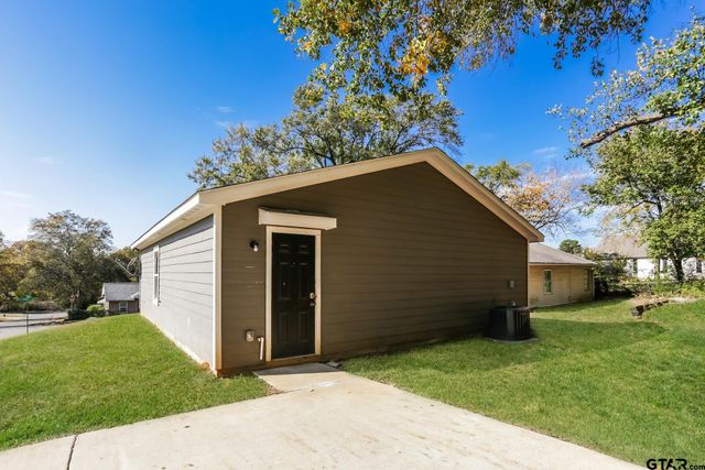 2407 N Glass, Tyler, TX 75702