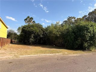 410 N Cummings Avenue, Mission, TX 78572