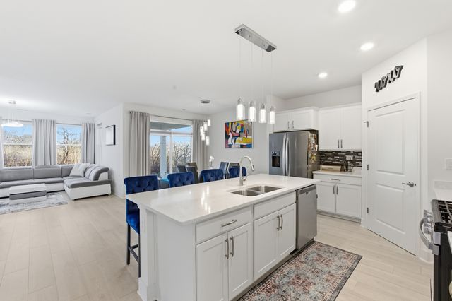 1110 Redtail Court, Woodstock, IL 60098