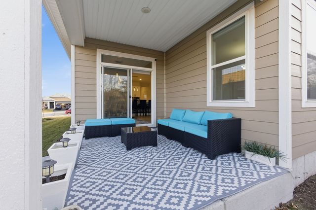 1110 Redtail Court, Woodstock, IL 60098