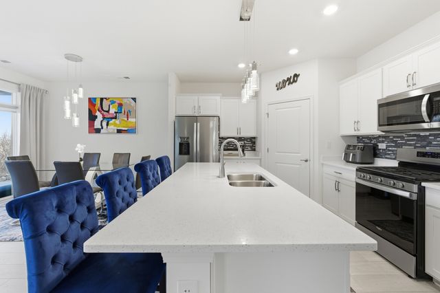 1110 Redtail Court, Woodstock, IL 60098