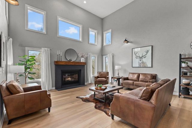 114 SHALIMAR COURT, Combined Locks, WI 54113