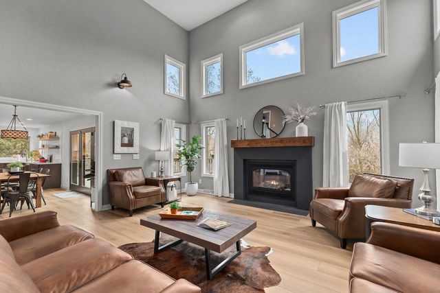 114 SHALIMAR COURT, Combined Locks, WI 54113
