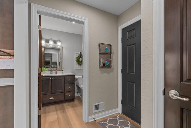 114 SHALIMAR COURT, Combined Locks, WI 54113