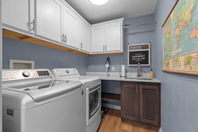 114 SHALIMAR COURT, Combined Locks, WI 54113
