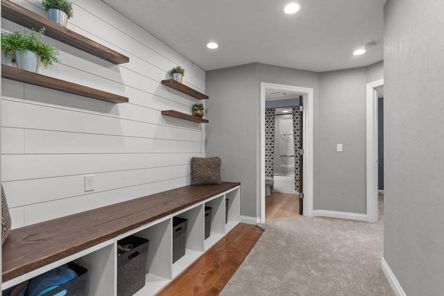 114 SHALIMAR COURT, Combined Locks, WI 54113