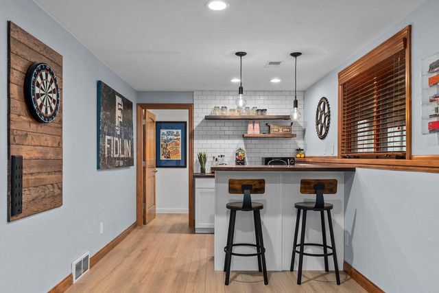 114 SHALIMAR COURT, Combined Locks, WI 54113