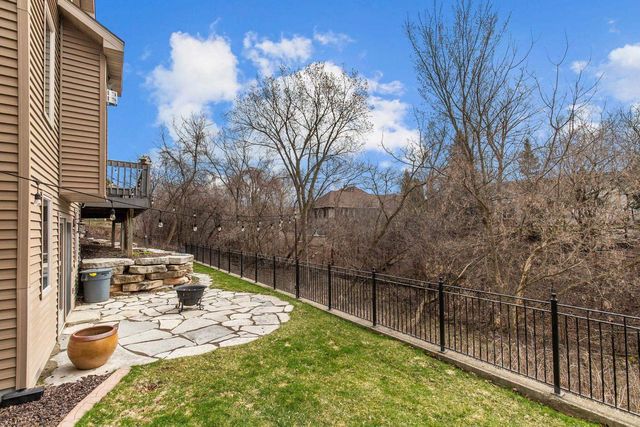 114 SHALIMAR COURT, Combined Locks, WI 54113