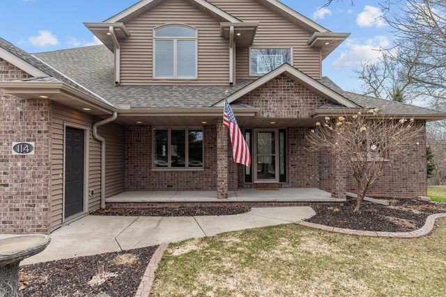 114 SHALIMAR COURT, Combined Locks, WI 54113