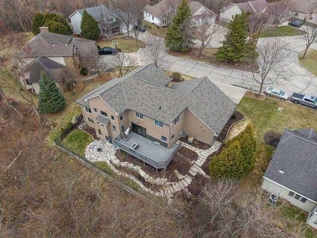 114 SHALIMAR COURT, Combined Locks, WI 54113