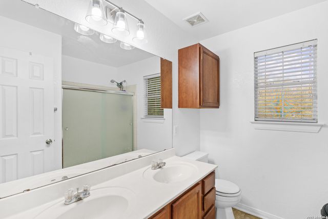 101 Springtree, Cibolo, TX 78108