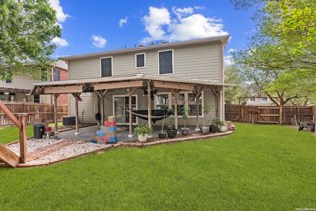 101 Springtree, Cibolo, TX 78108