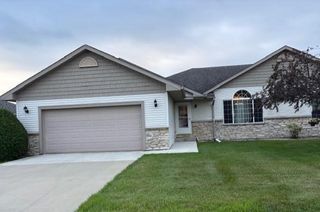 4526 Prairie View Place NW, Rochester, MN 55901