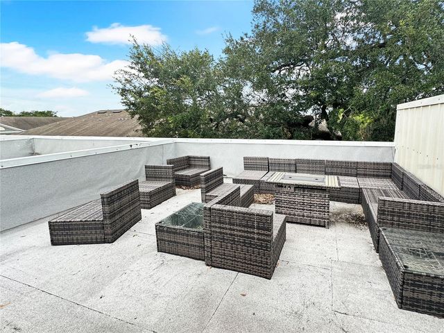 584 COPLEY LANE, Orlando, FL 32806