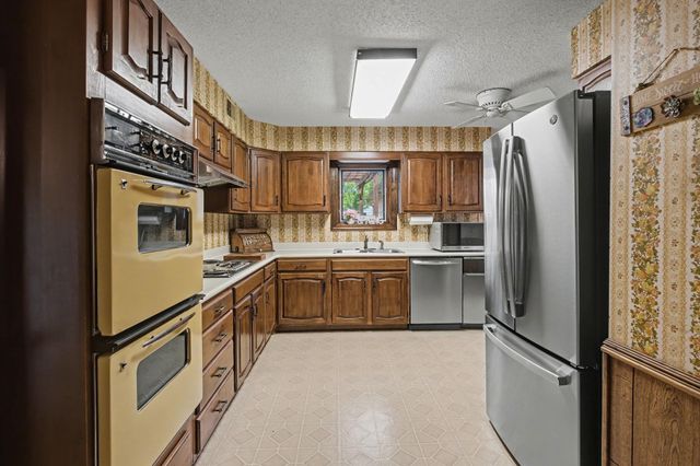 11380 SYCAMORE FARMS DR, Collierville, TN 38017