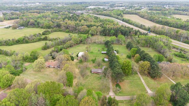 11380 SYCAMORE FARMS DR, Collierville, TN 38017